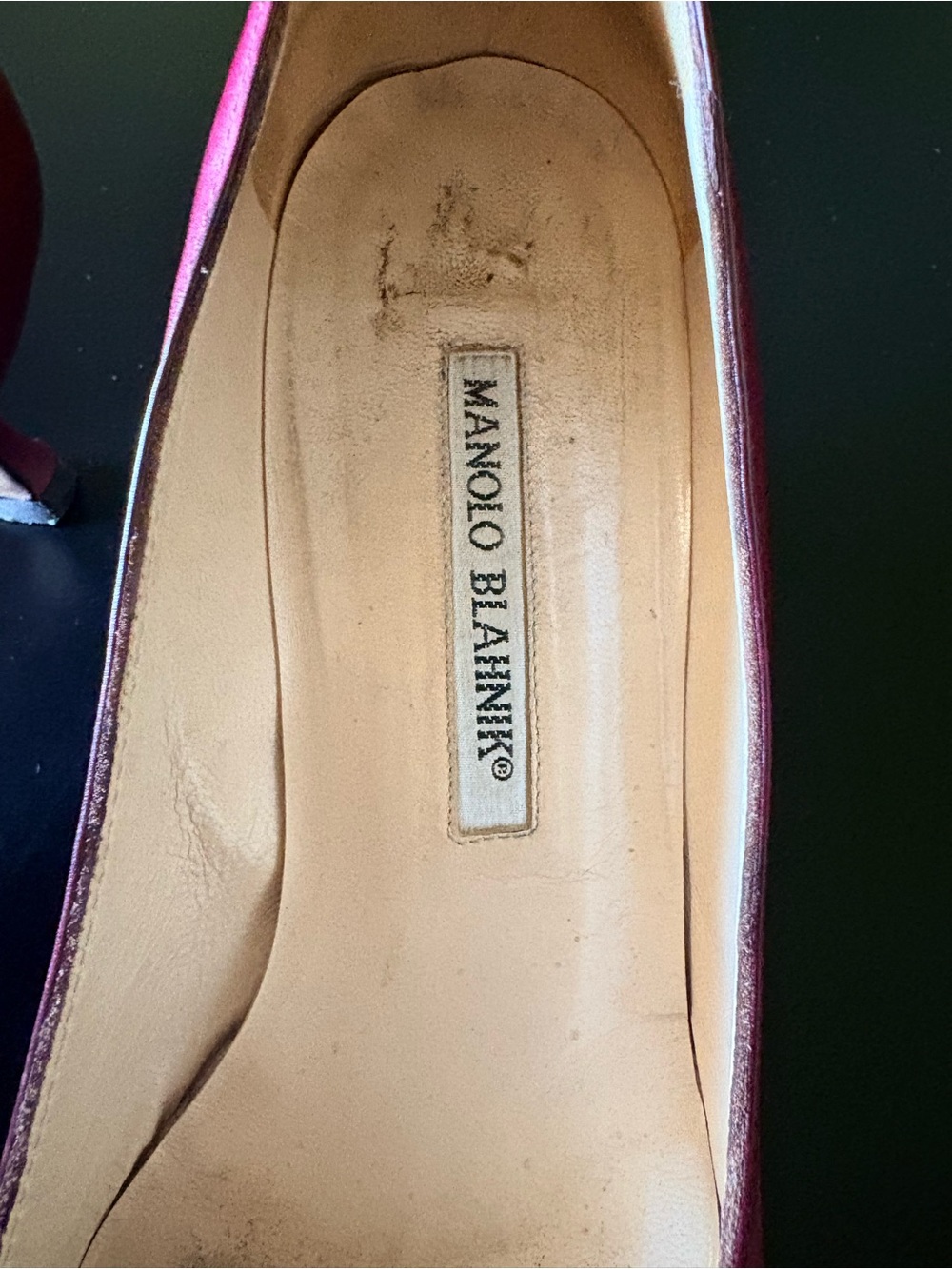 Manolo Blahnik Burgundy Leather Mid-Heel Pumps with Bow - Picture 6 of 6